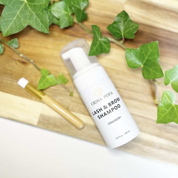 Lash & Brow Shampoo - Image 2